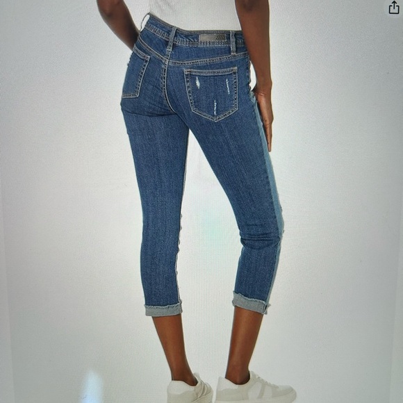 Dollhouse jeans - Picture 2 of 6